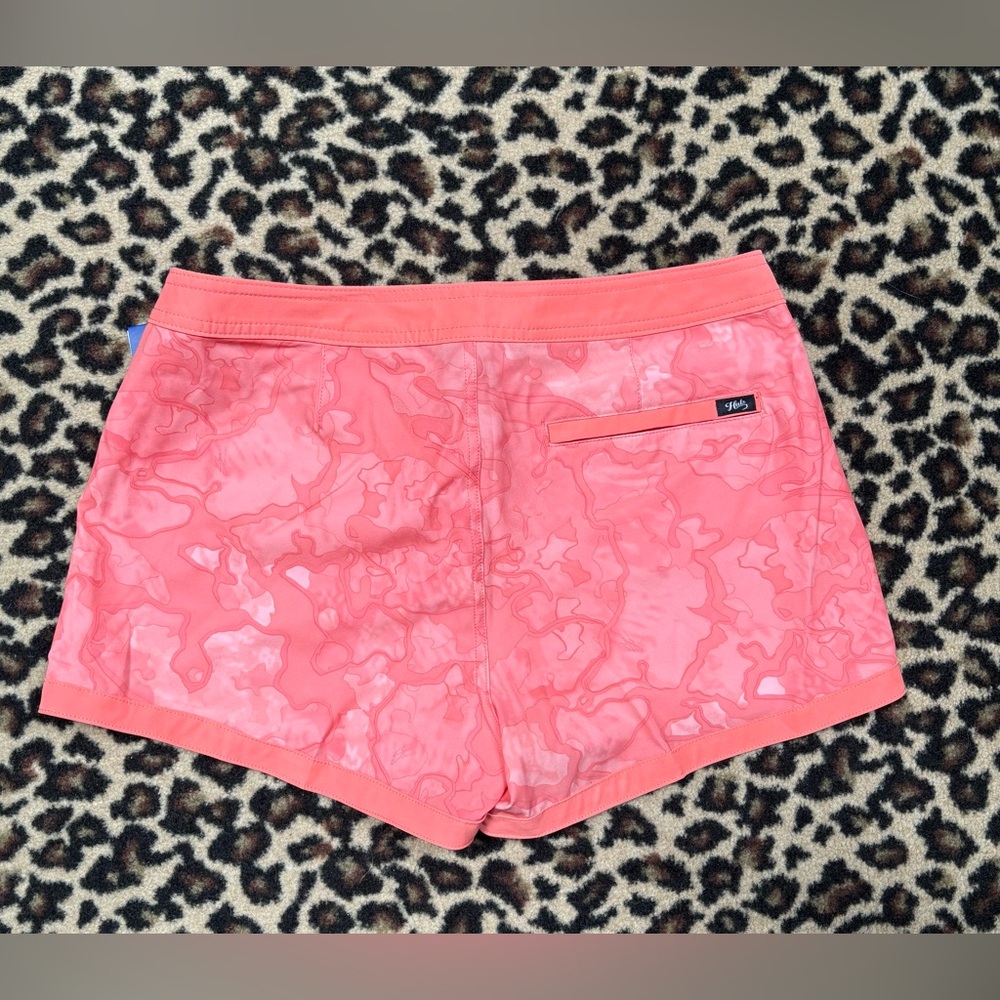 NWT HUK FISHING Women’s Tropic Performance Short - Picture 4 of 4